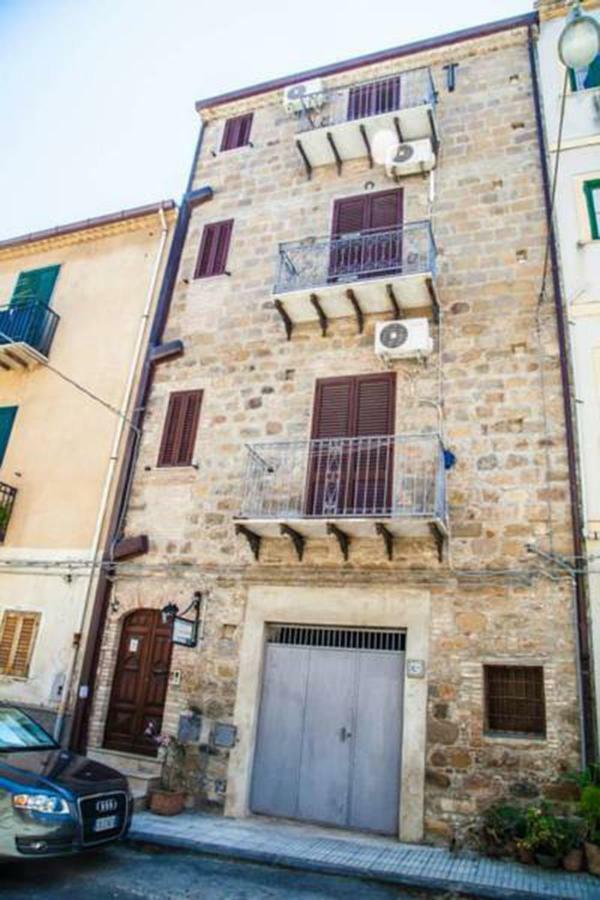 Bed & Breakfast Il Castellino ซานโต สเตฟาโน ดี กามาสตรา ภายนอก รูปภาพ